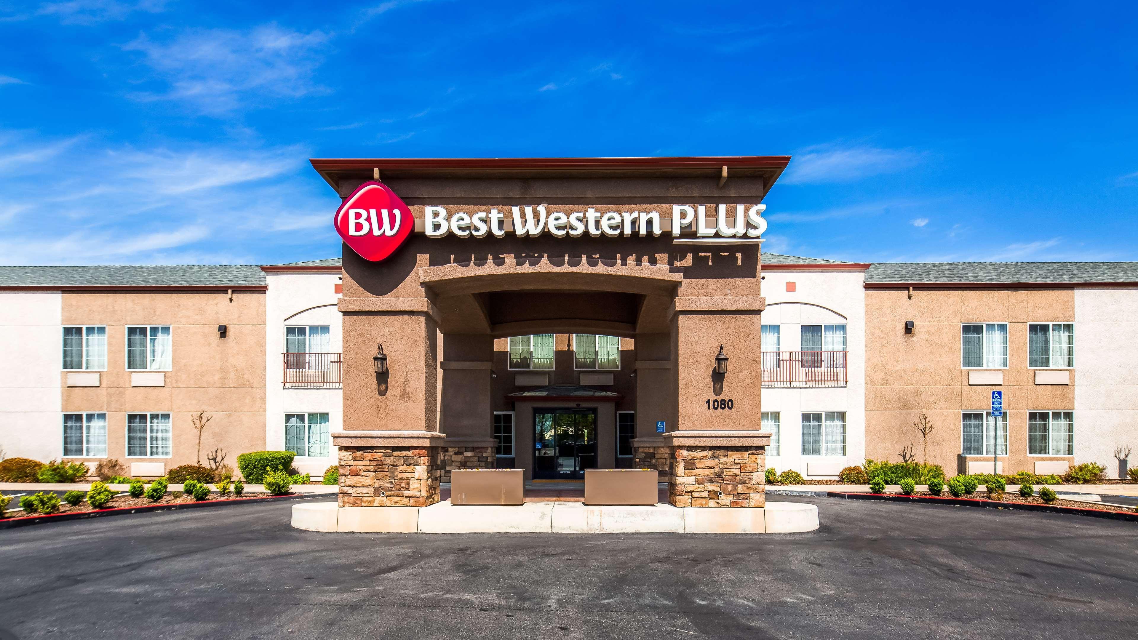 Best Western Plus Twin View Inn And Suites Redding Exterior foto