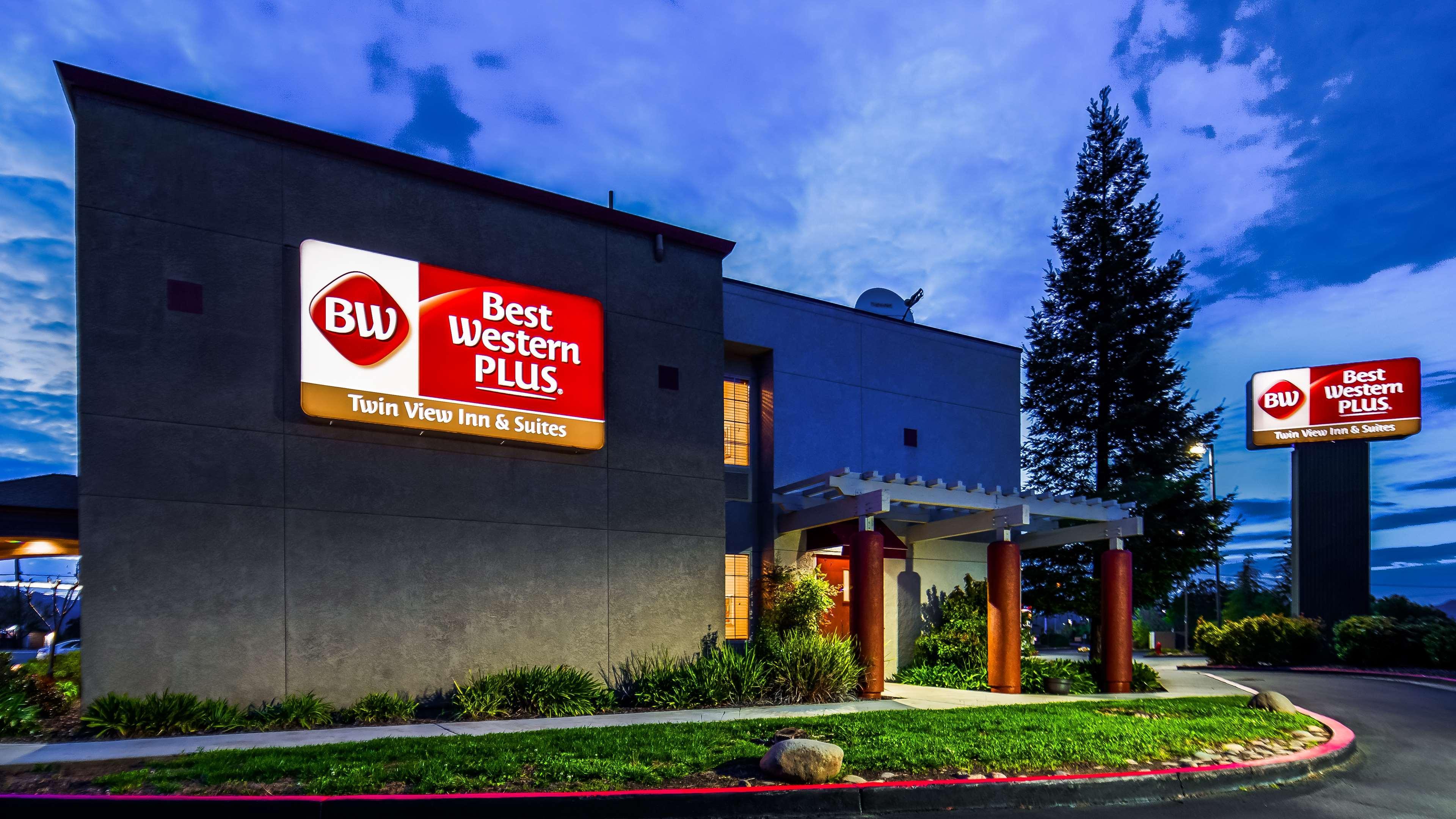 Best Western Plus Twin View Inn And Suites Redding Exterior foto