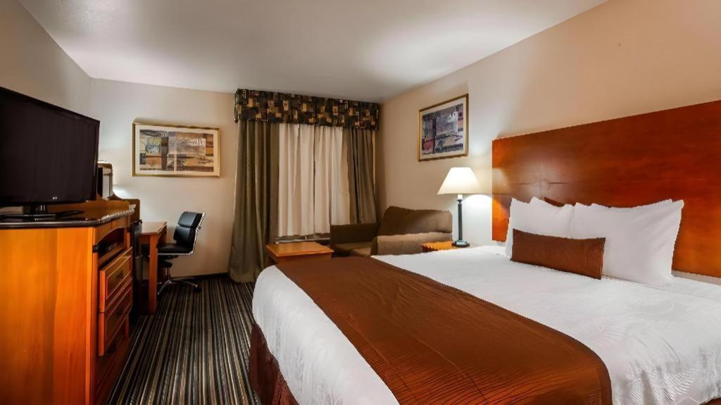 Best Western Plus Twin View Inn And Suites Redding Exterior foto