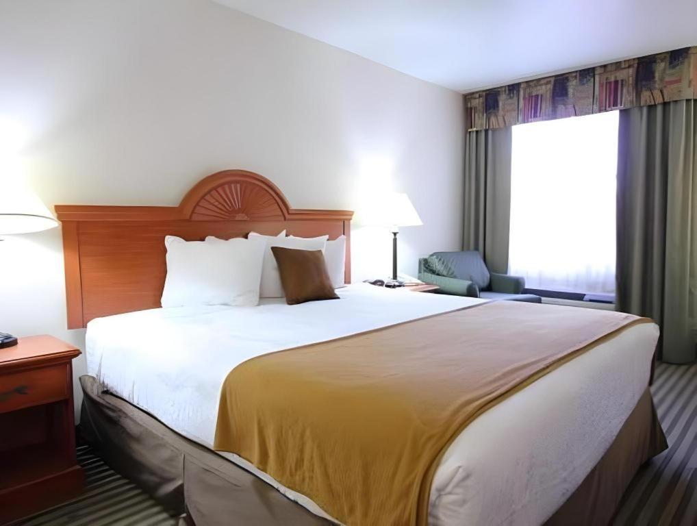 Best Western Plus Twin View Inn And Suites Redding Exterior foto
