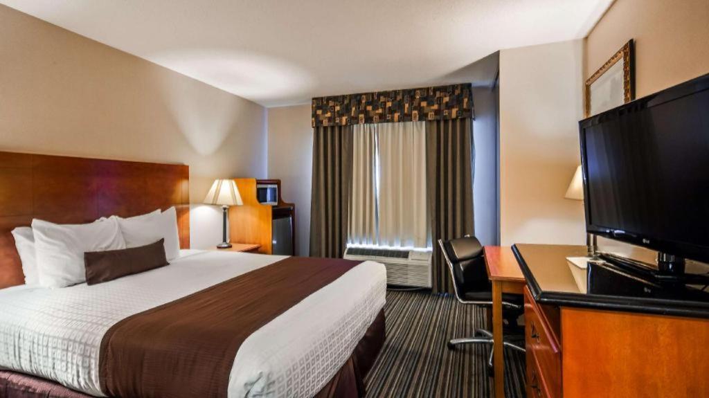 Best Western Plus Twin View Inn And Suites Redding Exterior foto