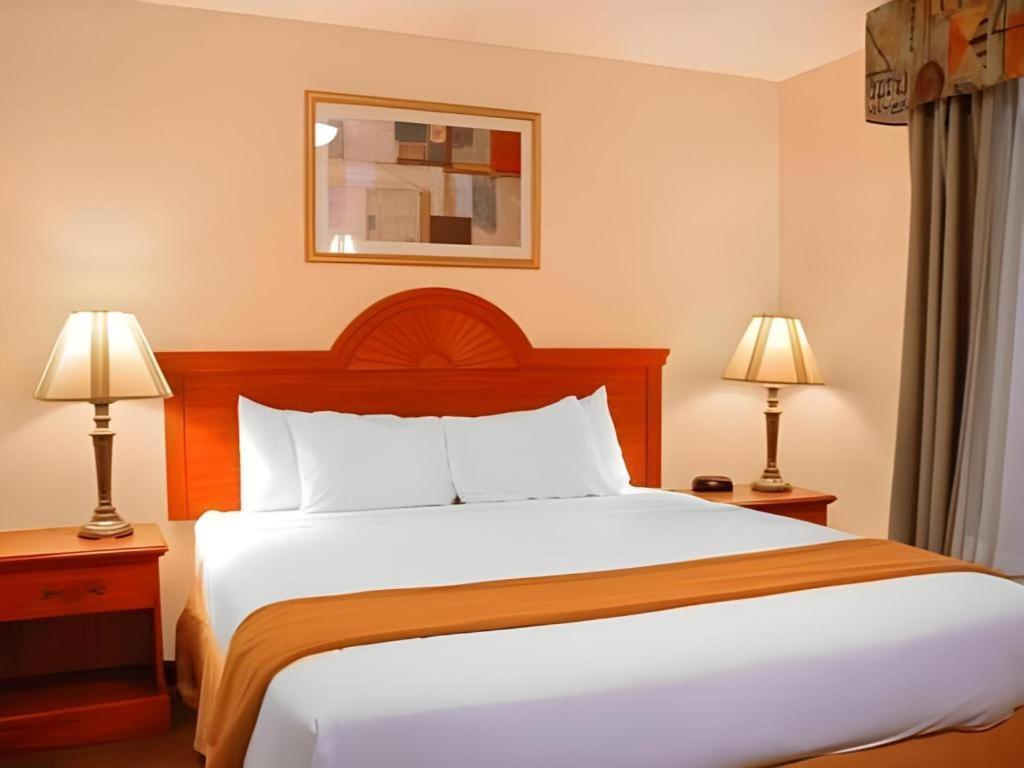 Best Western Plus Twin View Inn And Suites Redding Exterior foto