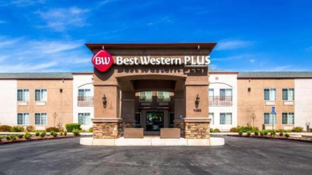 Best Western Plus Twin View Inn And Suites Redding Exterior foto