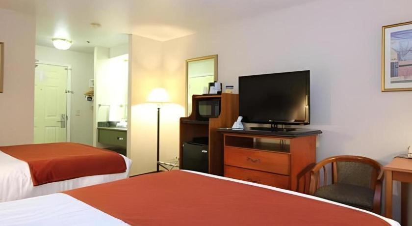 Best Western Plus Twin View Inn And Suites Redding Exterior foto