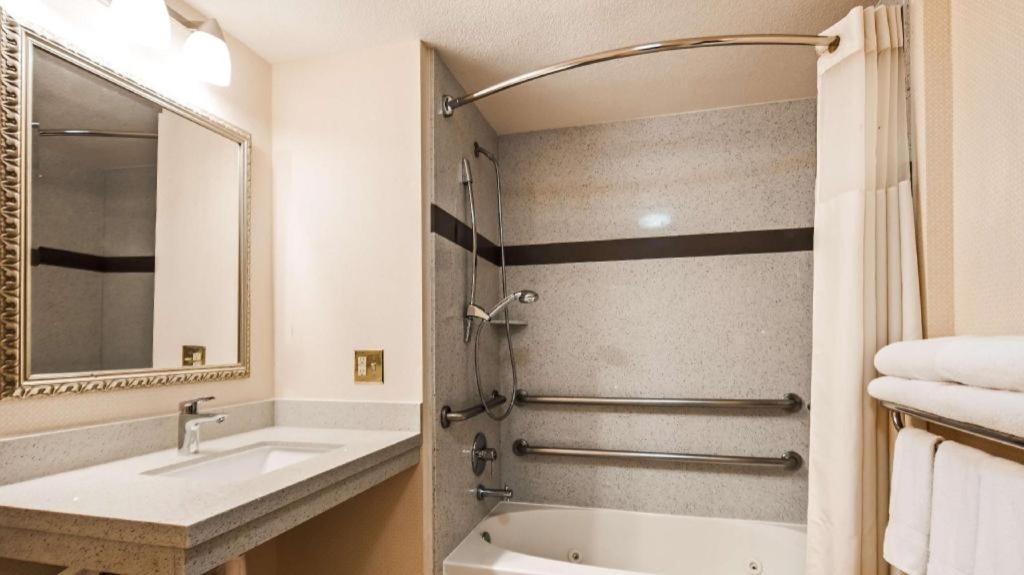 Best Western Plus Twin View Inn And Suites Redding Exterior foto